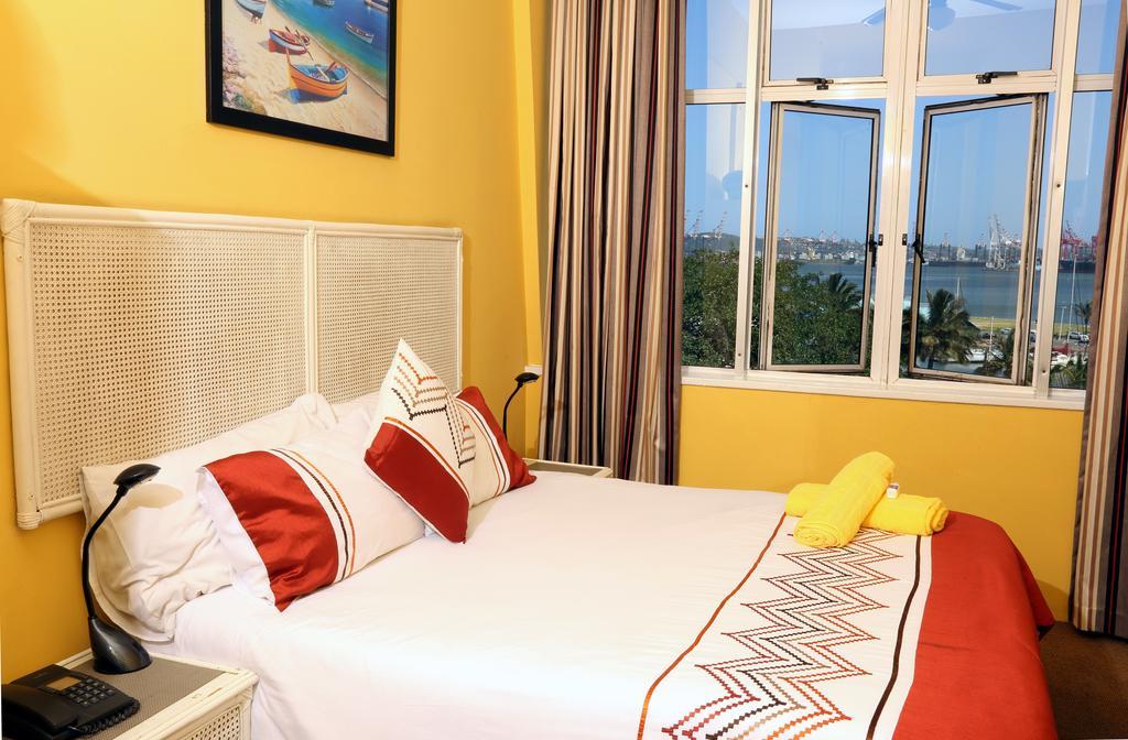 Riviera Hotel Durban Bagian luar foto